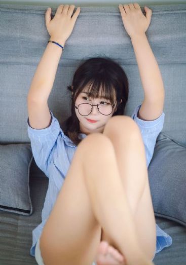 骚女玩男人鸡巴免费视频_在线影院观看