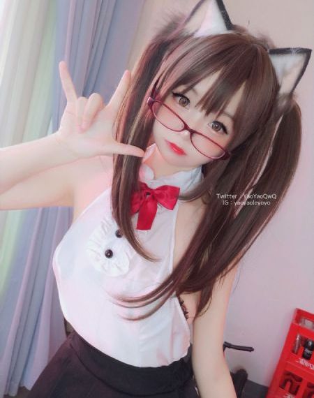 成年美女黄网站色大片免费看老狼_BD韩语电影在线观看