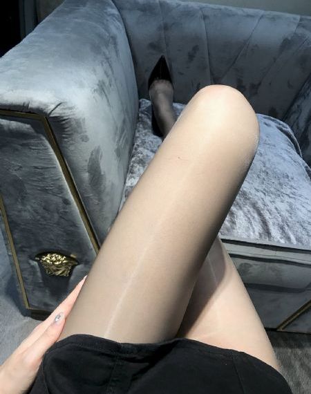 翁翁和月月偷吃_午夜激情福利视频