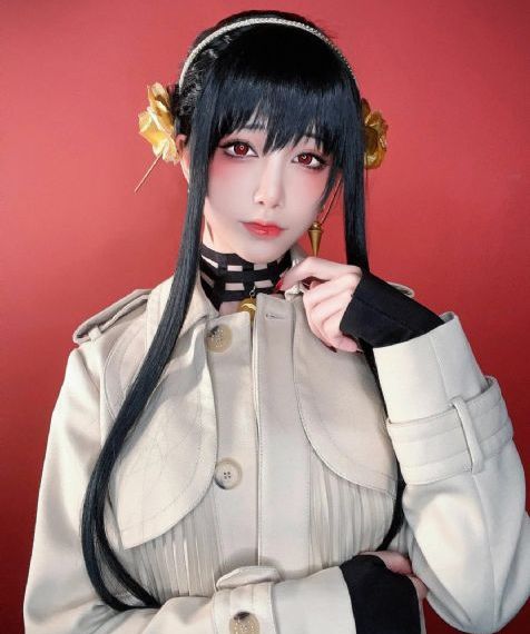 被压到落地玻璃窗前c攻受动漫_蓝光在线播放观看