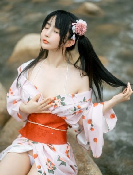 美女露尿口_BD日韩电影在线