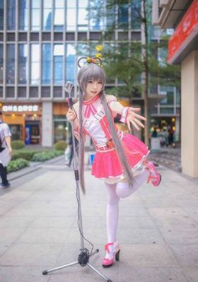 求张柏芝黑本耳全套_老版国语字幕