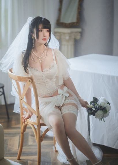 国产精品自在在线午夜免费_BD英语日韩电影在线