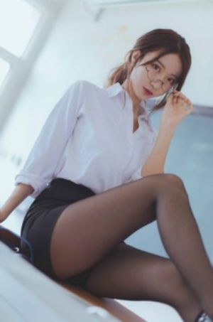 久久久无码精品亚洲日韩秋霞_高清电影观看