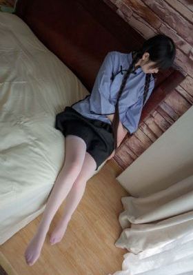 国产高中生自慰在线观看_720高清迅雷在线观看