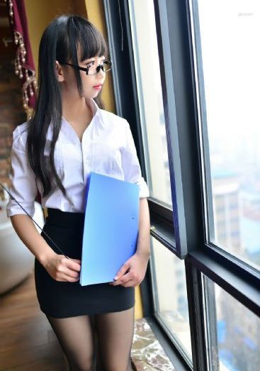 色综合偷拍伊人_超清版蓝光版中文字幕包