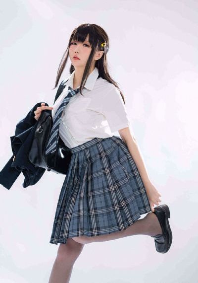 白峰美羽无码中文AV手机观看_1080P日本电影免费