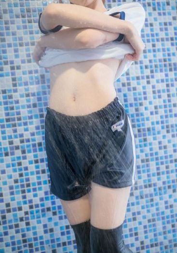 操逼的女人手淫_免费观看