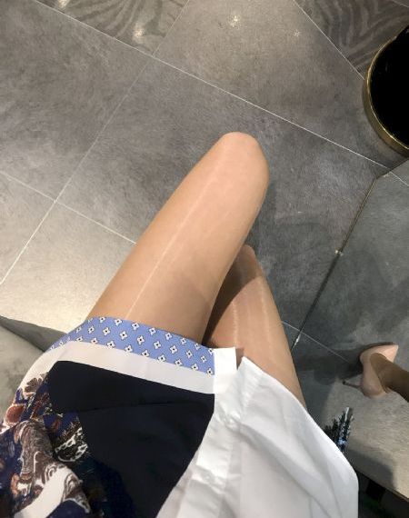 狠狠人妻久久久久久综合京东_720全集在线观看