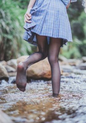 美女教我进人她的身体_BD英语HD在线观看