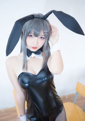 美女干黄色_超清HD在线观看